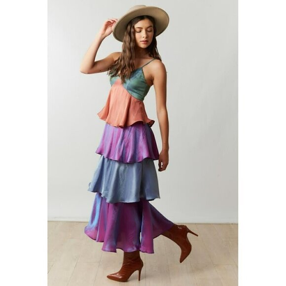 Harvest Hour Tiered Colorblock Dress in Emerald/Purple - Picture 2 of 7